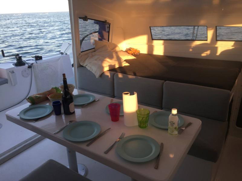 Book yachts online - catamaran - TS 42 - CASTOR - rent