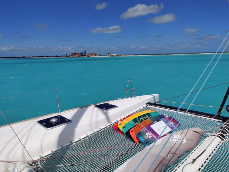 Book yachts online - catamaran - TS 42 - CASTOR - rent