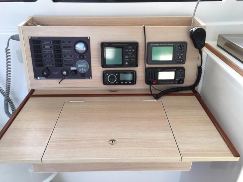 Book yachts online - catamaran - TS 42 - CASTOR - rent