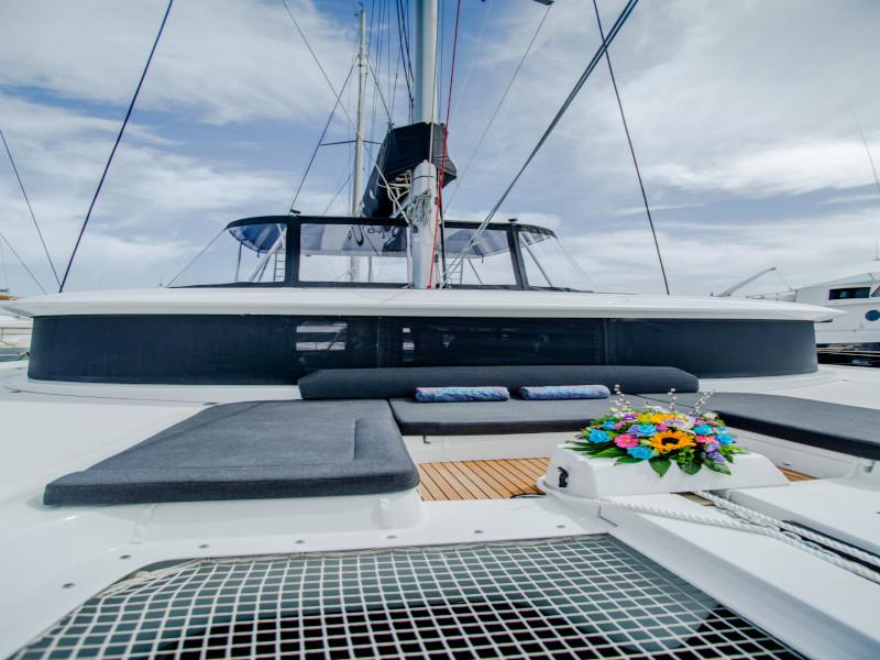 Book yachts online - catamaran - Lagoon 46 - ALICE - rent