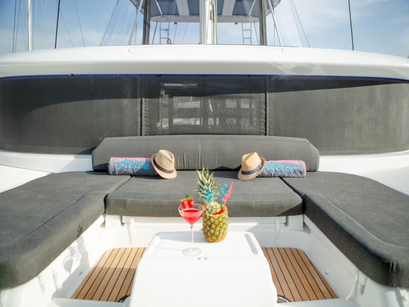 Book yachts online - catamaran - Lagoon 46 - ALICE - rent