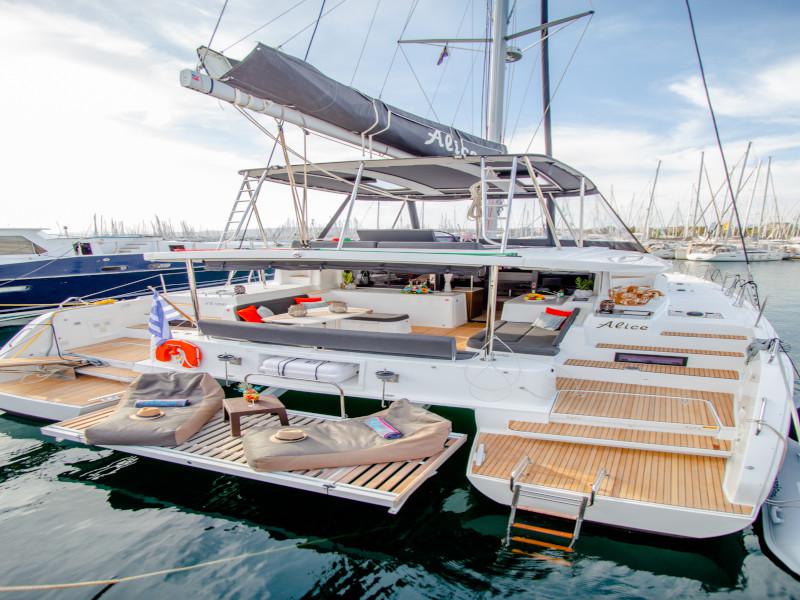 Book yachts online - catamaran - Lagoon 46 - ALICE - rent