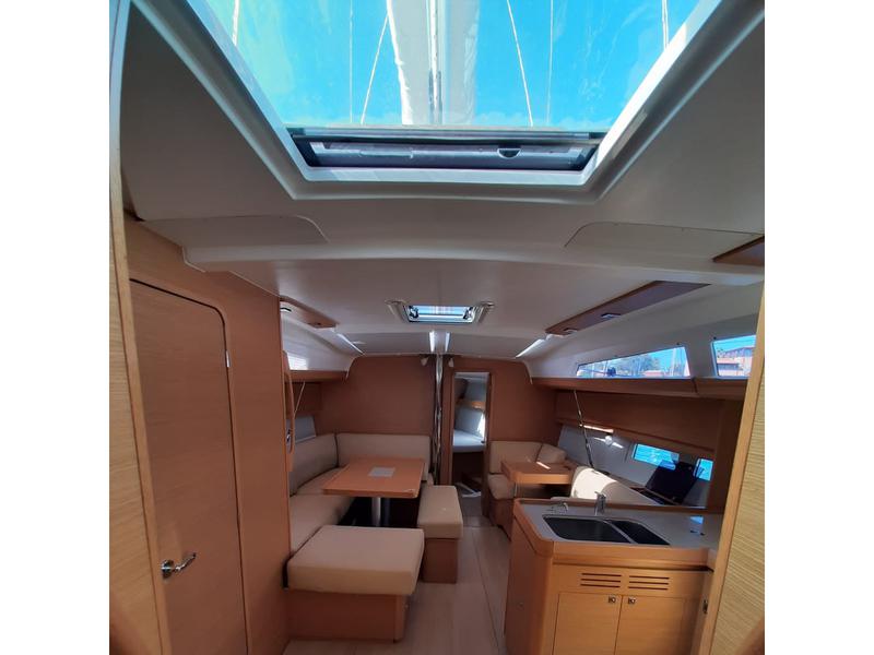 Book yachts online - sailboat - Dufour 412 Grand large - Hedoné - rent