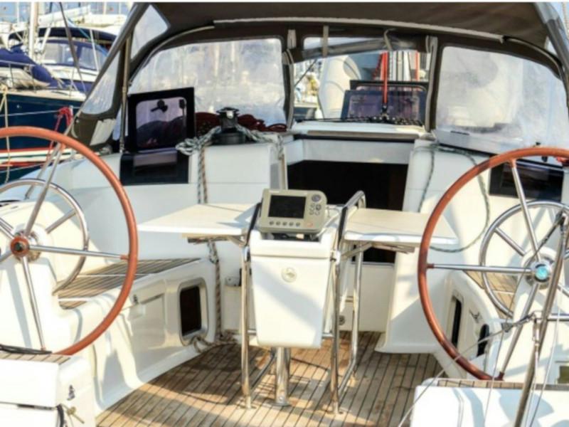 Book yachts online - sailboat - Sun Odyssey 439 - Sea and Sky - rent