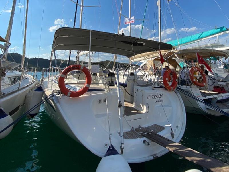 Book yachts online - sailboat - Bavaria 46 - Esperanza - rent
