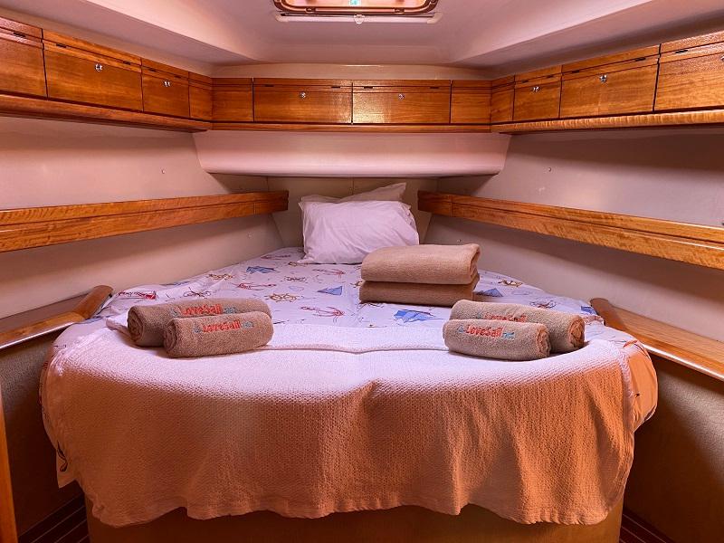 Book yachts online - sailboat - Bavaria 46 - Esperanza - rent