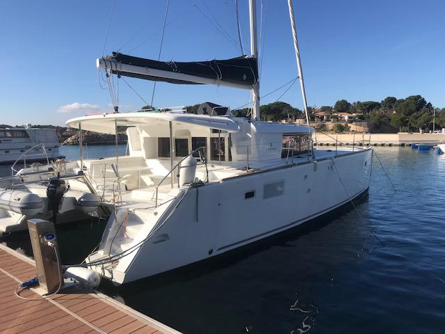 Book yachts online - catamaran - Lagoon 450 F - ONENO - rent