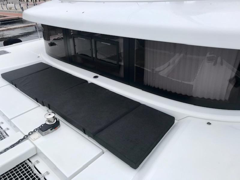 Book yachts online - catamaran - Lagoon 42 - MARTINA TWO - rent