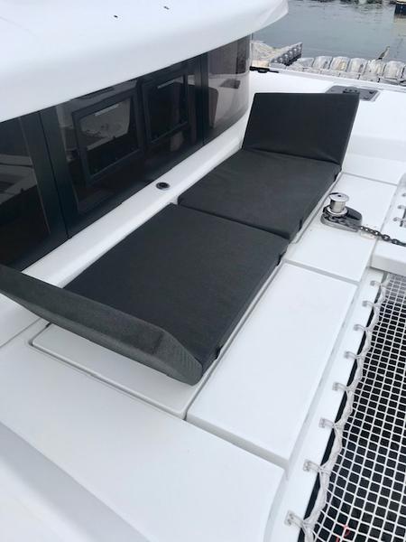 Book yachts online - catamaran - Lagoon 42 - MARTINA TWO - rent