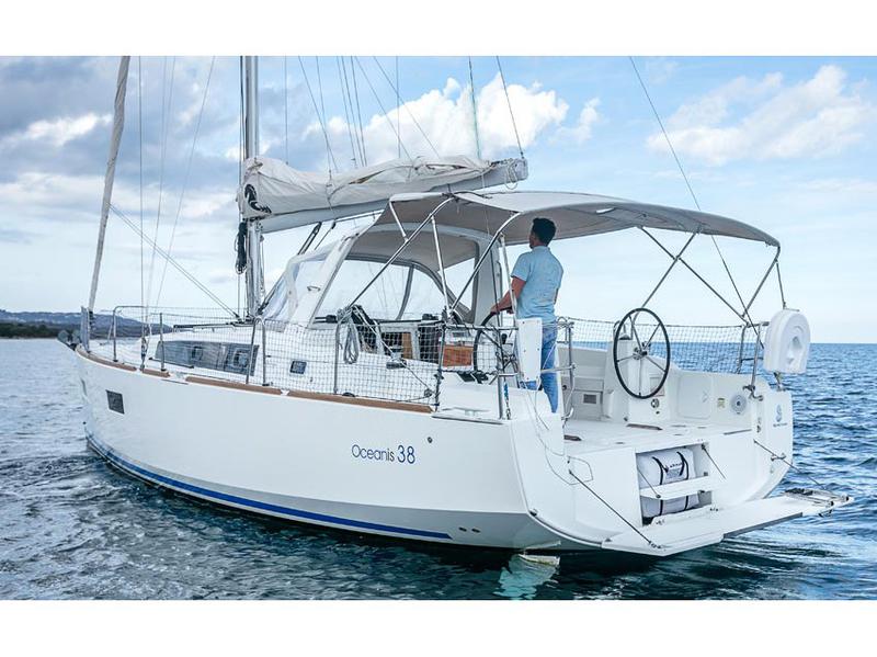 Book yachts online - sailboat - Oceanis 38 - MÁXIMO - rent
