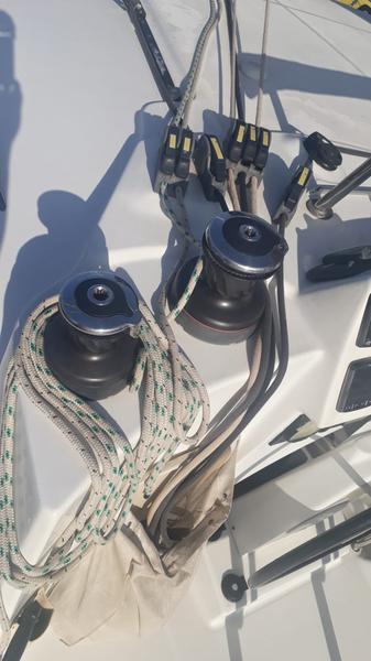 Book yachts online - catamaran - Lagoon 380 - NIRVANA - rent