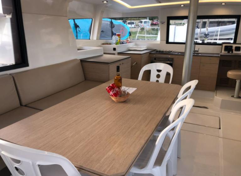 Book yachts online - catamaran - Bali 4.0 - SEACLUSION - rent