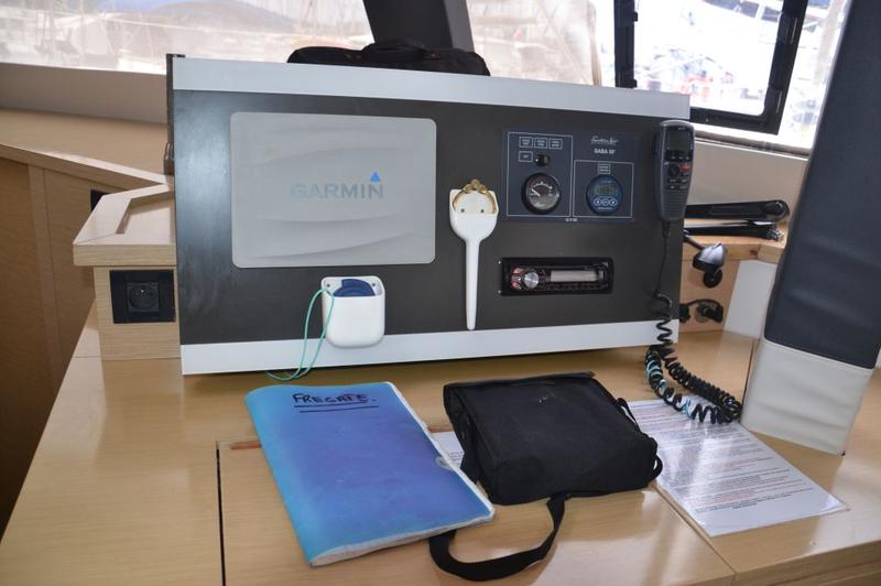 Book yachts online - catamaran - Saba 50 - FREGATE DB - rent