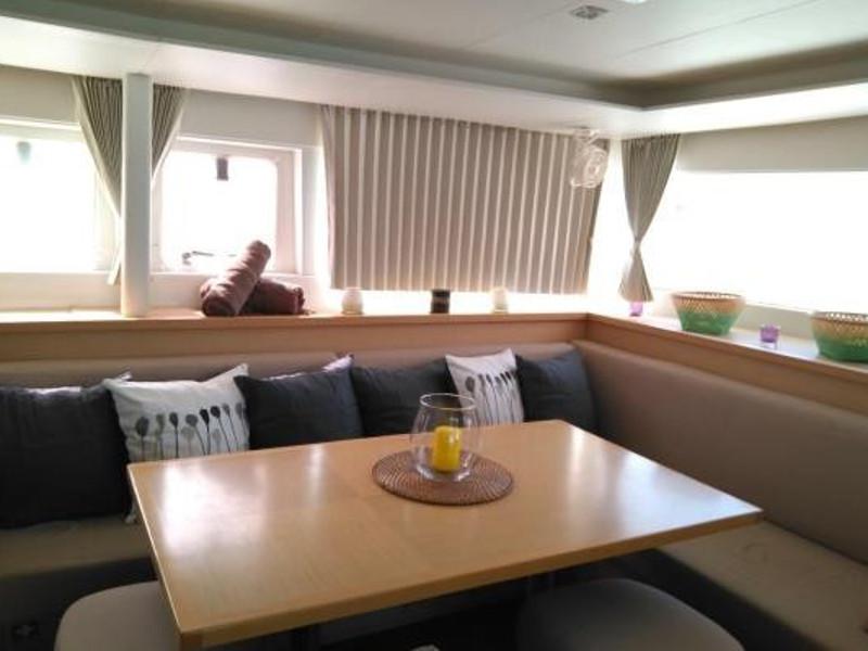 Book yachts online - catamaran - Lagoon 450 - Allegra - rent