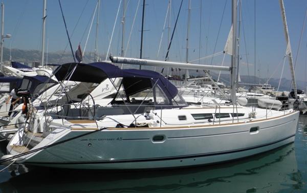 Book yachts online - sailboat - Sun Odyssey 45 - My Lady - rent