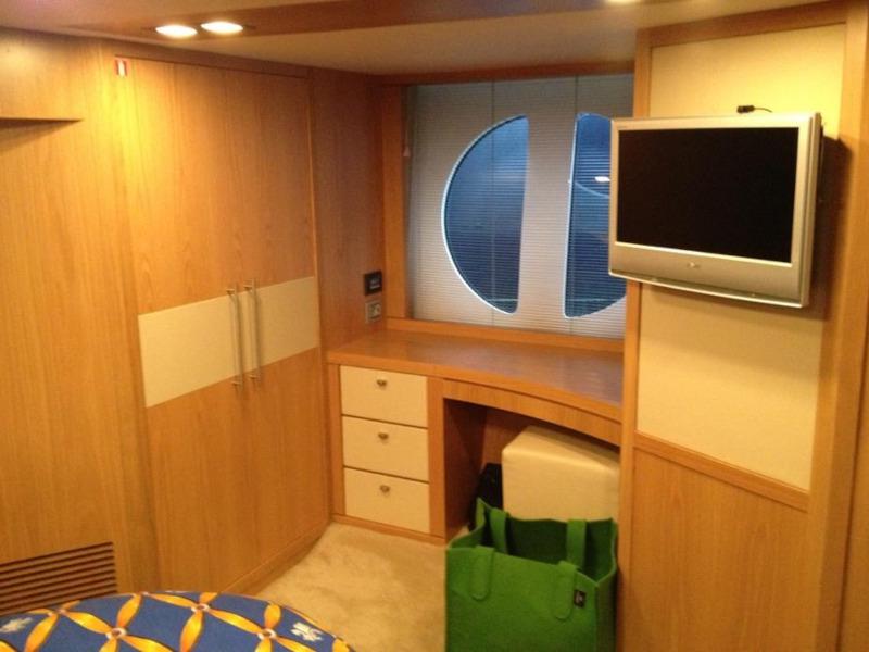 Book yachts online - motorboat - Rodman Muse 54 - Pauza - rent