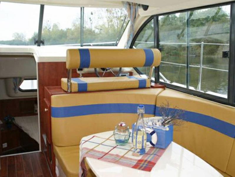 Book yachts online - motorboat - Estivale Duo - ROSAY FR - rent