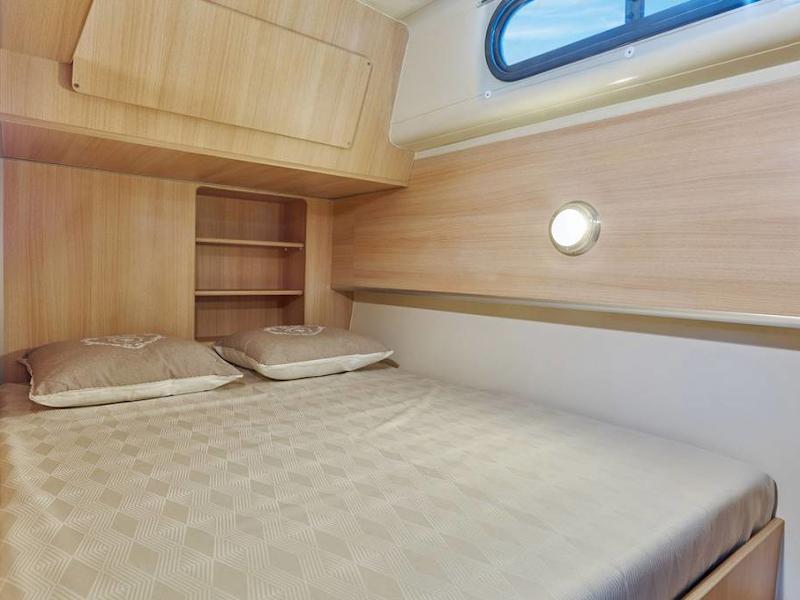 Book yachts online - motorboat - Estivale Sixto Green - SAND FR - rent