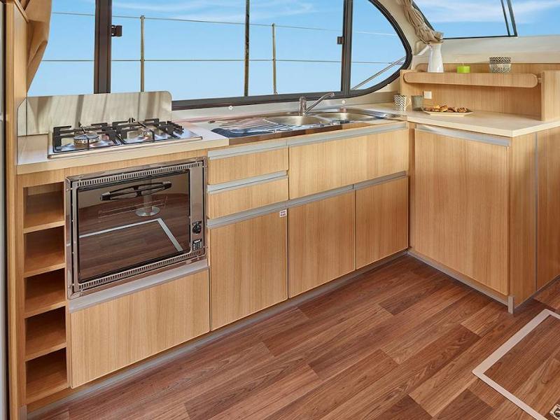 Book yachts online - motorboat - Estivale Sixto Green - SAND FR - rent