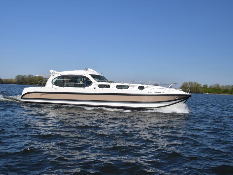Book yachts online - motorboat - Estivale Sixto - Amsterdam NL - rent