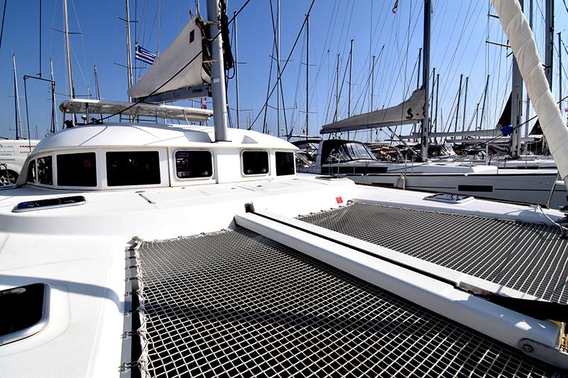 Book yachts online - catamaran - Lagoon 380 - Semele - rent