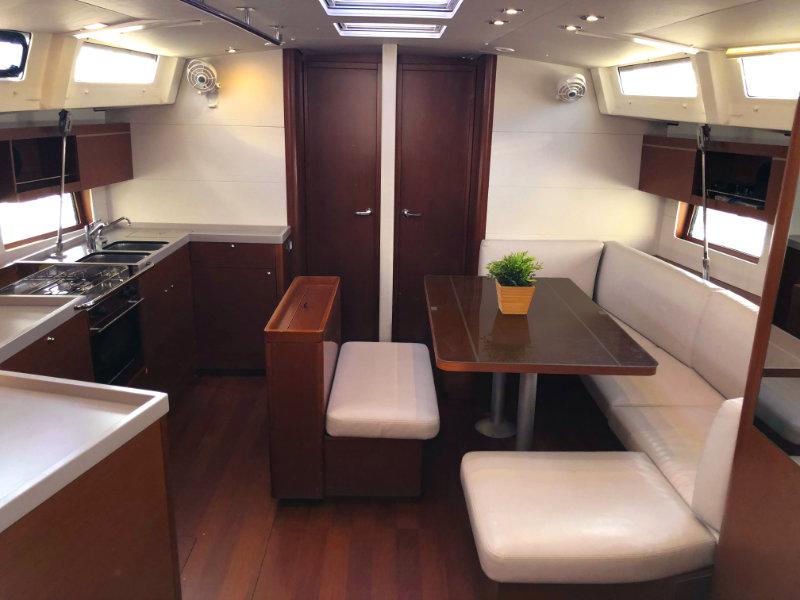 Book yachts online - sailboat - Oceanis 46.1 - Sia - rent