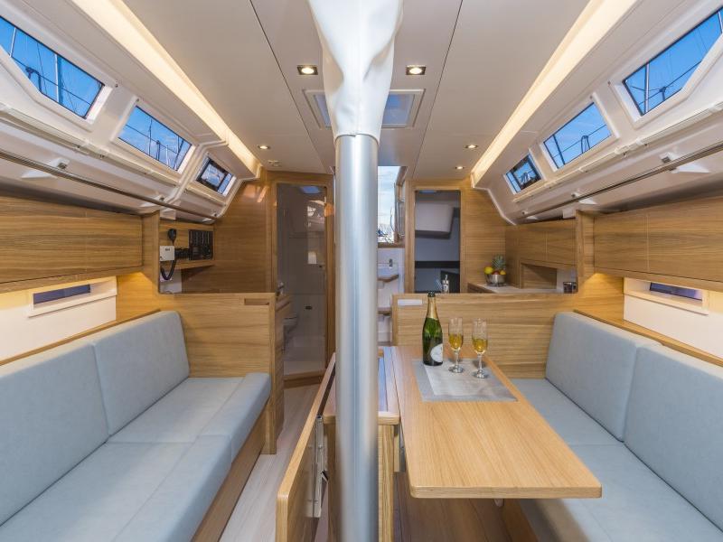 Book yachts online - sailboat - Salona 380 - Frane - rent