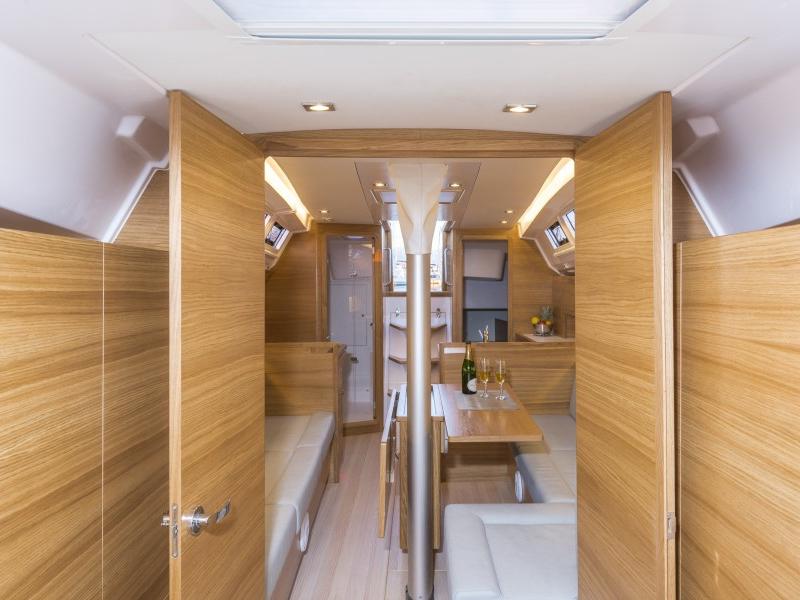 Book yachts online - sailboat - Salona 380 - Andrea - rent