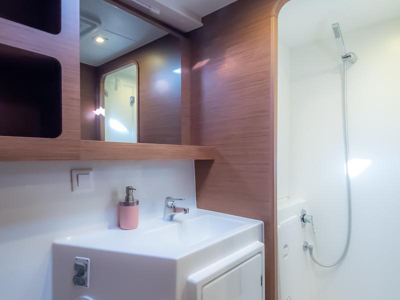 Book yachts online - catamaran - Lagoon 42 - That's Life - rent