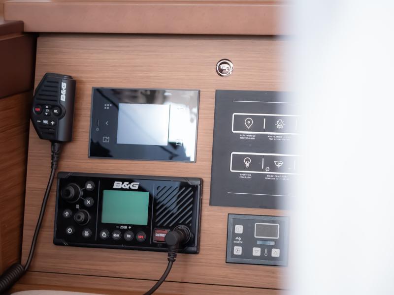 Book yachts online - catamaran - Lagoon 40 - Sail Away - rent