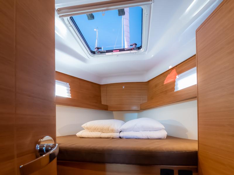 Book yachts online - sailboat - Elan Impression 45.1 - Josephine - rent