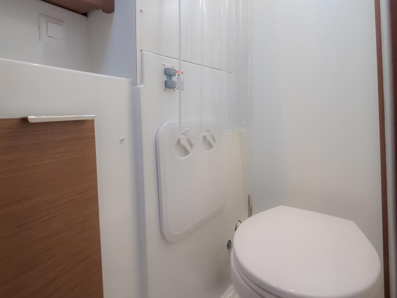 Book yachts online - catamaran - Lagoon 40 - Chingi Lingy - rent