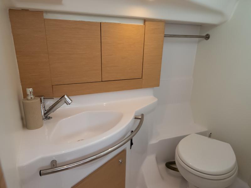 Book yachts online - sailboat - Elan 40 Impression - Anadea - rent