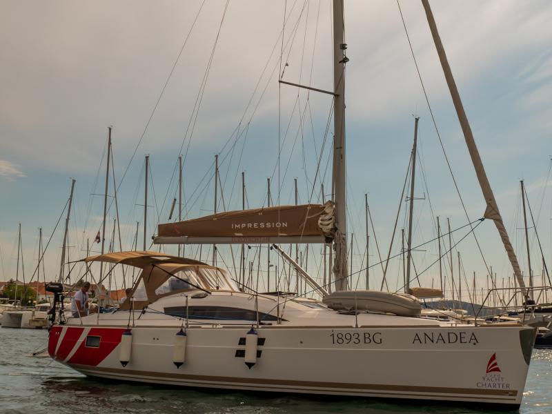 Book yachts online - sailboat - Elan 40 Impression - Anadea - rent