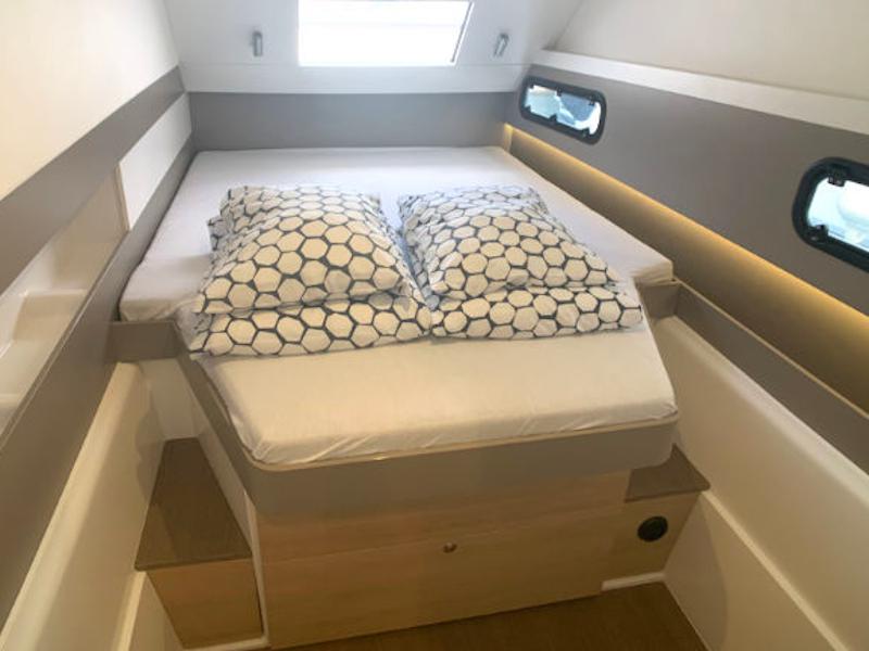 Book yachts online - catamaran - Bali 4.1 - Jax - rent