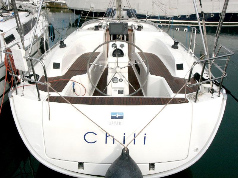 Book yachts online - sailboat - Bavaria Cruiser 33 - Chili - rent