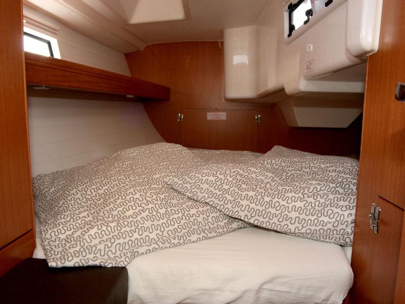 Book yachts online - sailboat - Bavaria Cruiser 33 - Chili - rent