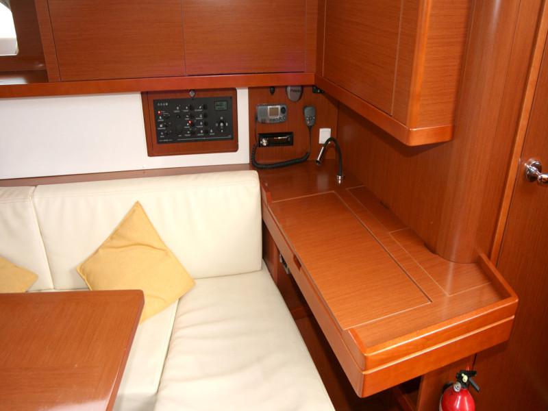 Book yachts online - sailboat - Oceanis 45 - Phantom - rent