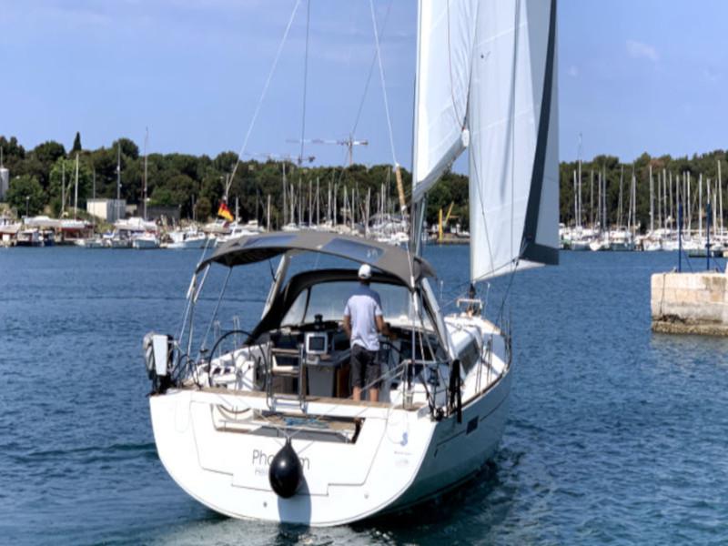 Book yachts online - sailboat - Oceanis 45 - Phantom - rent