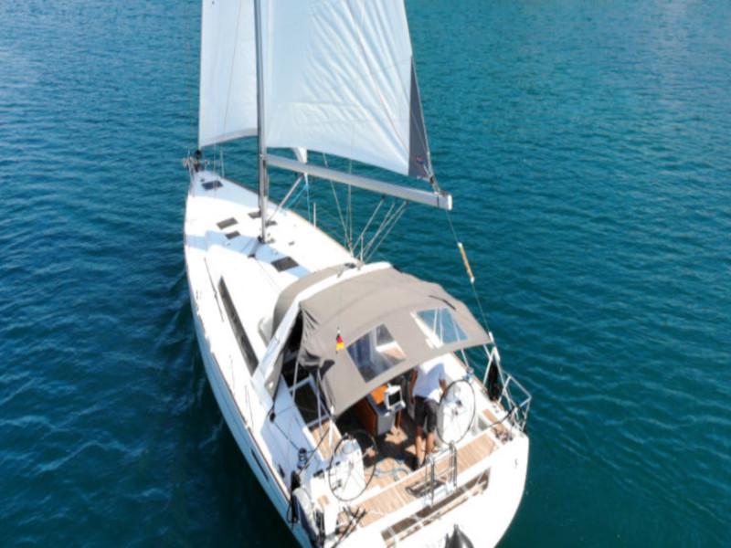 Book yachts online - sailboat - Oceanis 45 - Phantom - rent