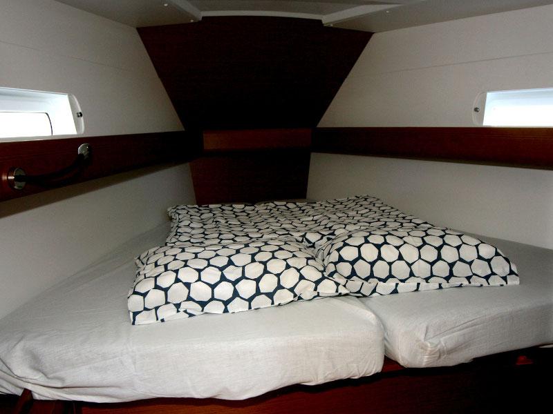 Book yachts online - sailboat - Sun Odyssey 419 - Happy Welcome - rent