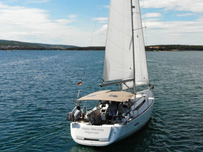 Book yachts online - sailboat - Sun Odyssey 419 - Happy Welcome - rent