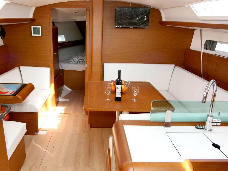 Book yachts online - sailboat - Sun Odyssey 419 - Happy Welcome - rent