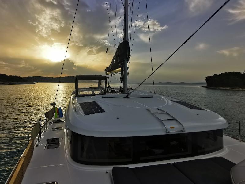 Book yachts online - catamaran - Lagoon 40 - Balance 69 - rent