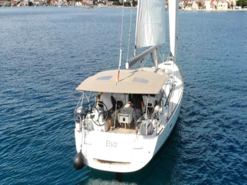 Book yachts online - sailboat - Sun Odyssey 519 - Elsa - rent