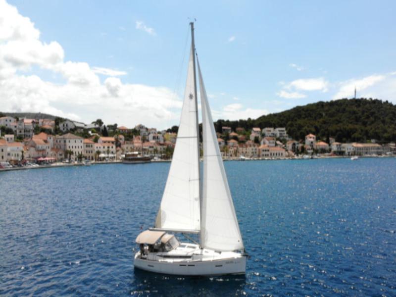 Book yachts online - sailboat - Sun Odyssey 419 - Espresso - rent