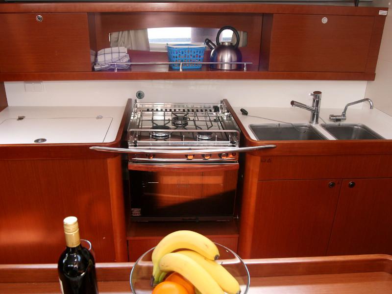 Book yachts online - sailboat - Oceanis 50 - Big Tasty - rent