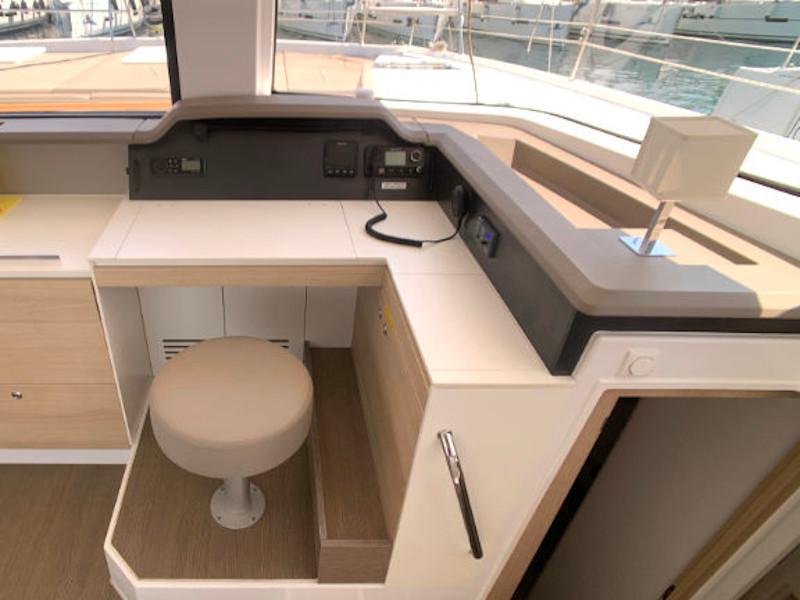 Book yachts online - catamaran - Bali 4.3 - Carpe Ventum - rent