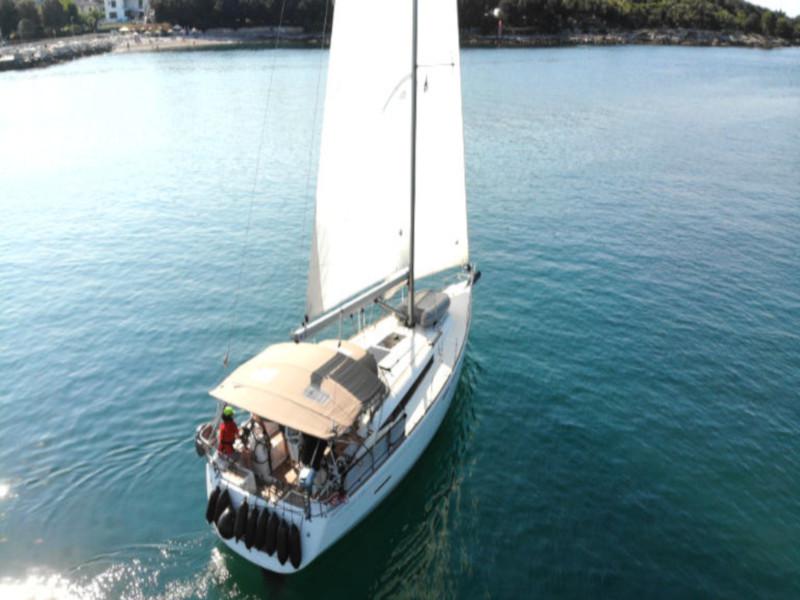 Book yachts online - sailboat - Sun Odyssey 419 - Mira - rent