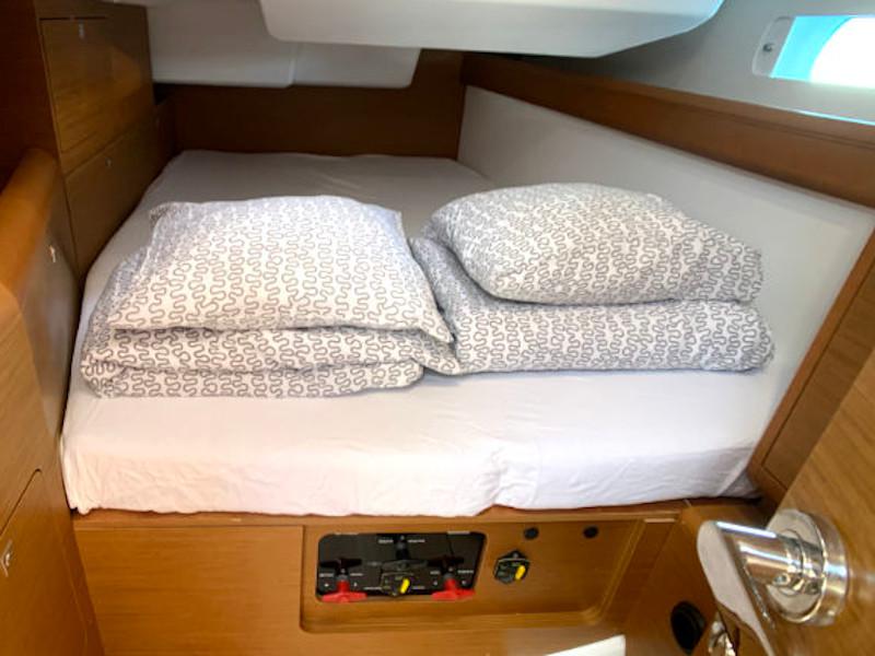Book yachts online - sailboat - Sun Odyssey 479 - Anna - rent